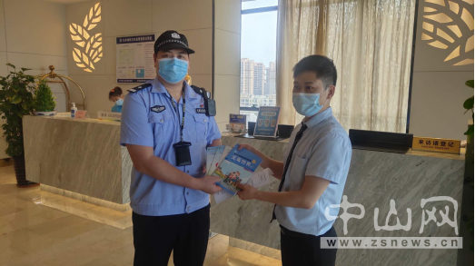 阜沙鎮(zhèn)禁毒信息〔2020〕第155期--阜沙禁毒宣傳活動走進重點行業(yè)場所(2020.10.27 )5