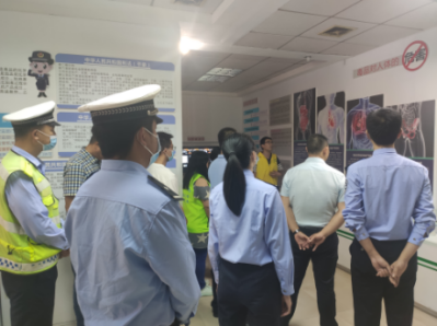 阜沙鎮(zhèn)禁毒信息〔2021〕第75期--阜沙組織單位職工參觀禁毒教育基地(2021.4.8) 620.