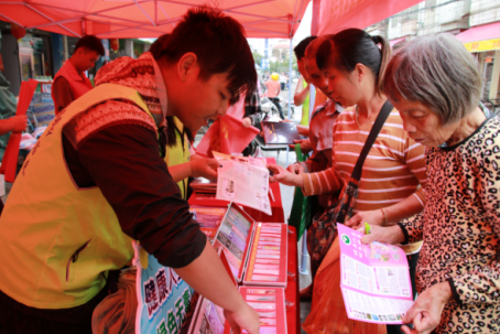 阜沙鎮(zhèn)禁毒信息〔2021〕第90期--“我為群眾辦實事”阜沙禁毒宣傳入人心(2021.4.26)56