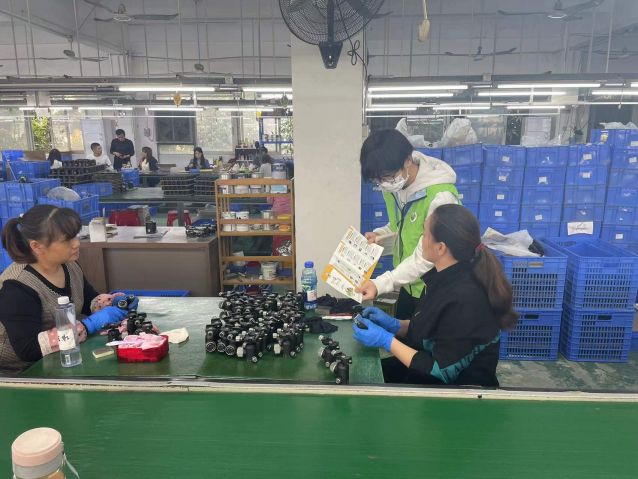 三鄉(xiāng)鎮(zhèn)開展“加強(qiáng)禁毒宣傳， 共創(chuàng)無毒企業(yè)”活動照片1.jpg